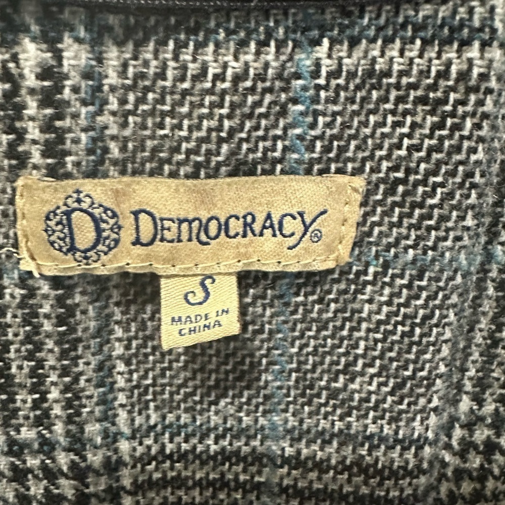Democracy Womens Gray Plaid Fringe Edge Draped Sleeveless Vest Small - Picture 10 of 12